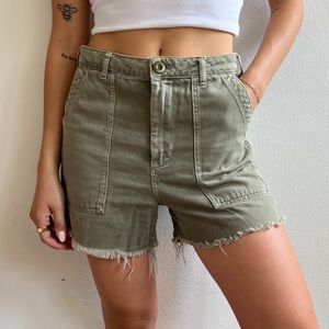 Urban outfitters relaxed shorts size 26